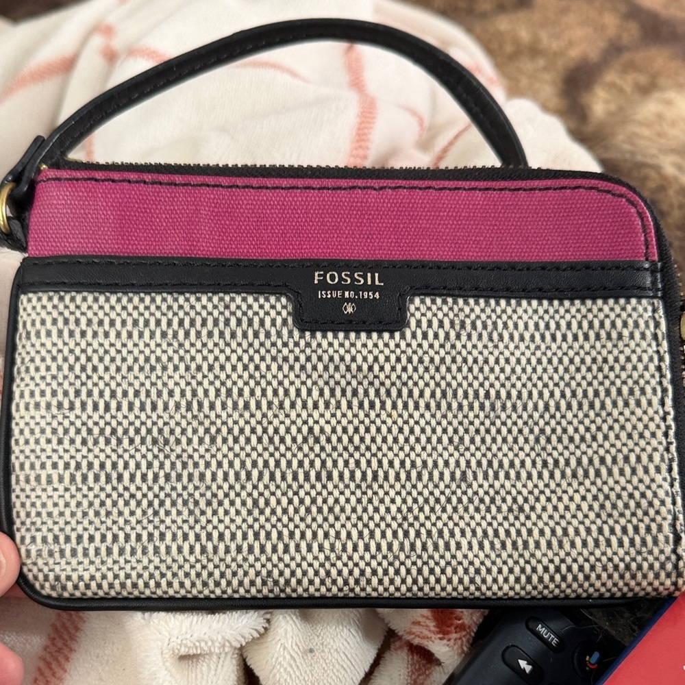 Fossil Ivory Zipped Clutch